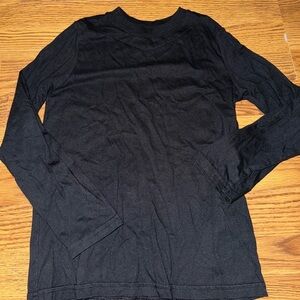 Cat&Jack long-sleeved black top boys size M(8/10)